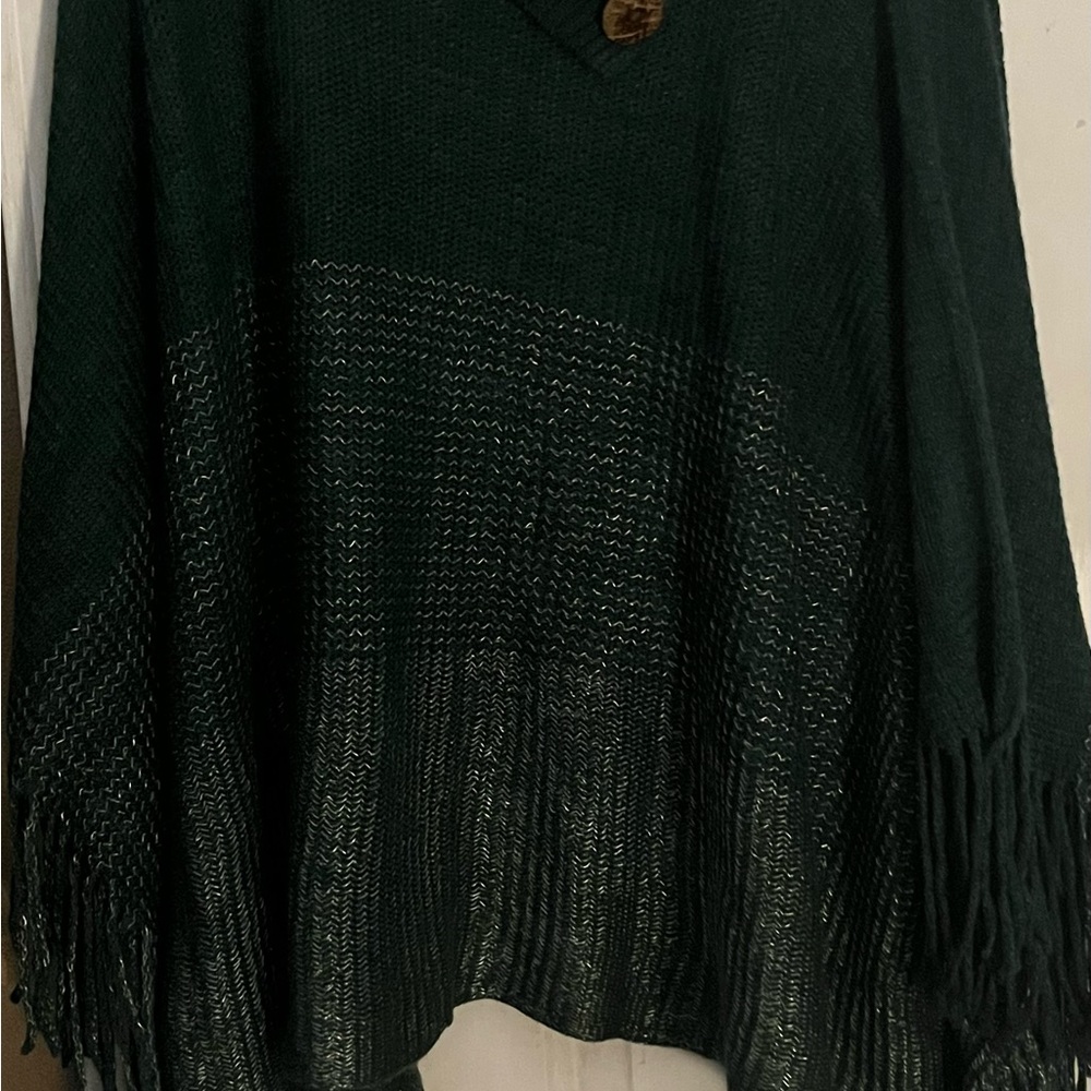 Elegant Forest Green Poncho with Fringe NWT cowl neck  button accents shimmer
